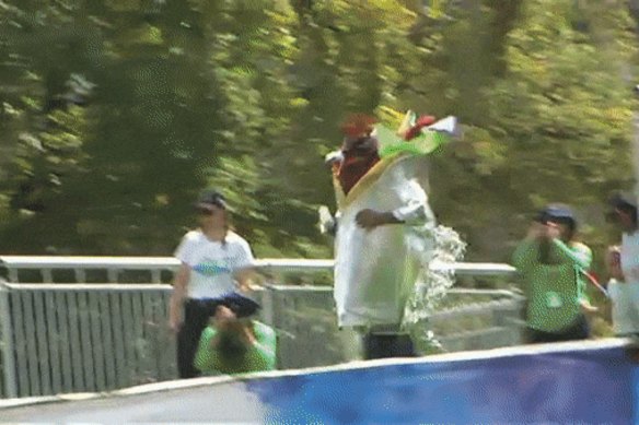 The Moomba Birdman Rally in full flight.