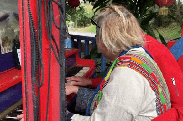 When David Helfgott came to play: How recycling pianos became a hit