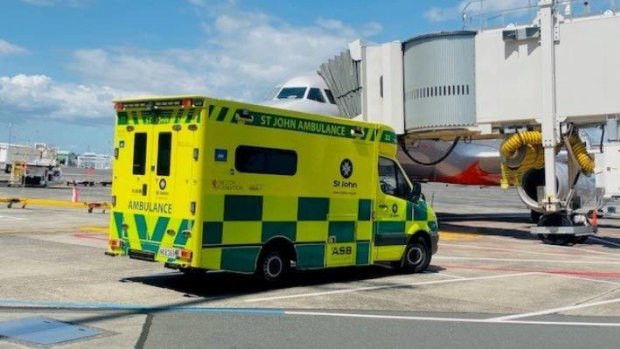 Police and St John Ambulance workers in Auckland tried to save a man who suffered a medical emergency on the flight.