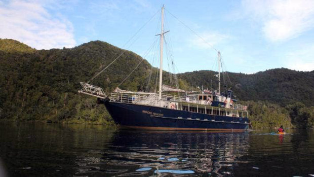 The Milford Wanderer snagged a historic anchor near Stewart Island, NZ.