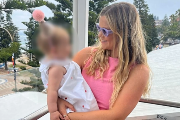 Leah Stewart, 35 tuổi, một giáo viên có con nhỏ, đã trở thành nạn nhân của một vụ tấn công cá mập kinh hoàng tại bãi biển Coogee vào sáng thứ Bảy.
