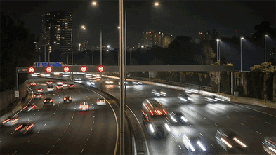Wrong-number text survey reveals Labor considering $40 road toll cap in Victoria