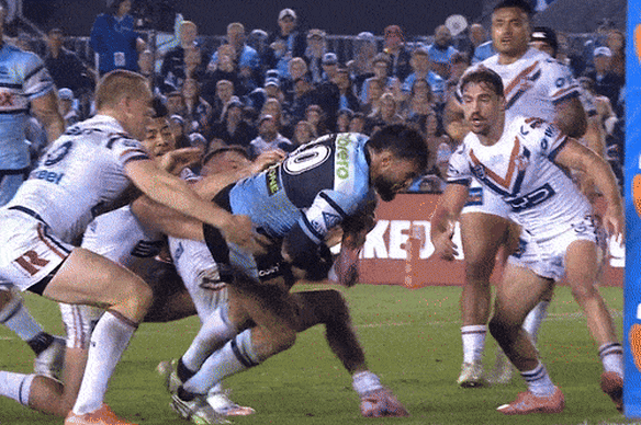 Addin Fonua-Blake celebrates Toby Rudolf’s try.