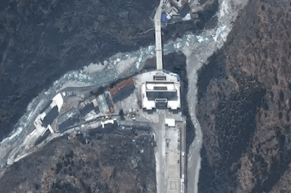 Satellite images demonstrate the scale of destruction on the border between Nepal and Tibet. 