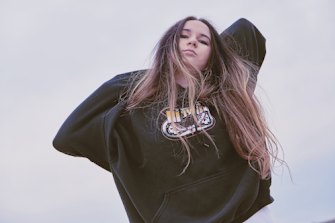 Mallrat needs to go up a level for live show