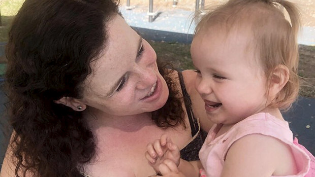 The Baby Vine's Felicity Frankish, 31, implemented a 'no vax, no visit' rule after experiencing pregnancy loss.