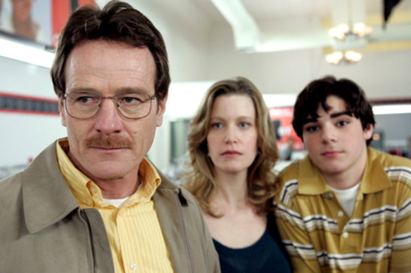 Bryan Cranston as Walter White, Anna Gunn as Skyler, RJ Mitte as Walt Jr. in Breaking Bad season 2.