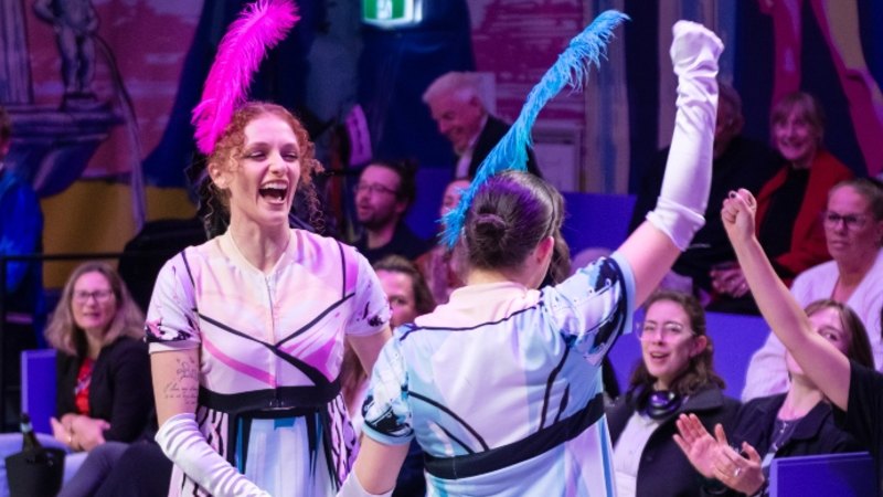 Brigitte got drunk at her workplace. Instead of a reprimand, she got applause