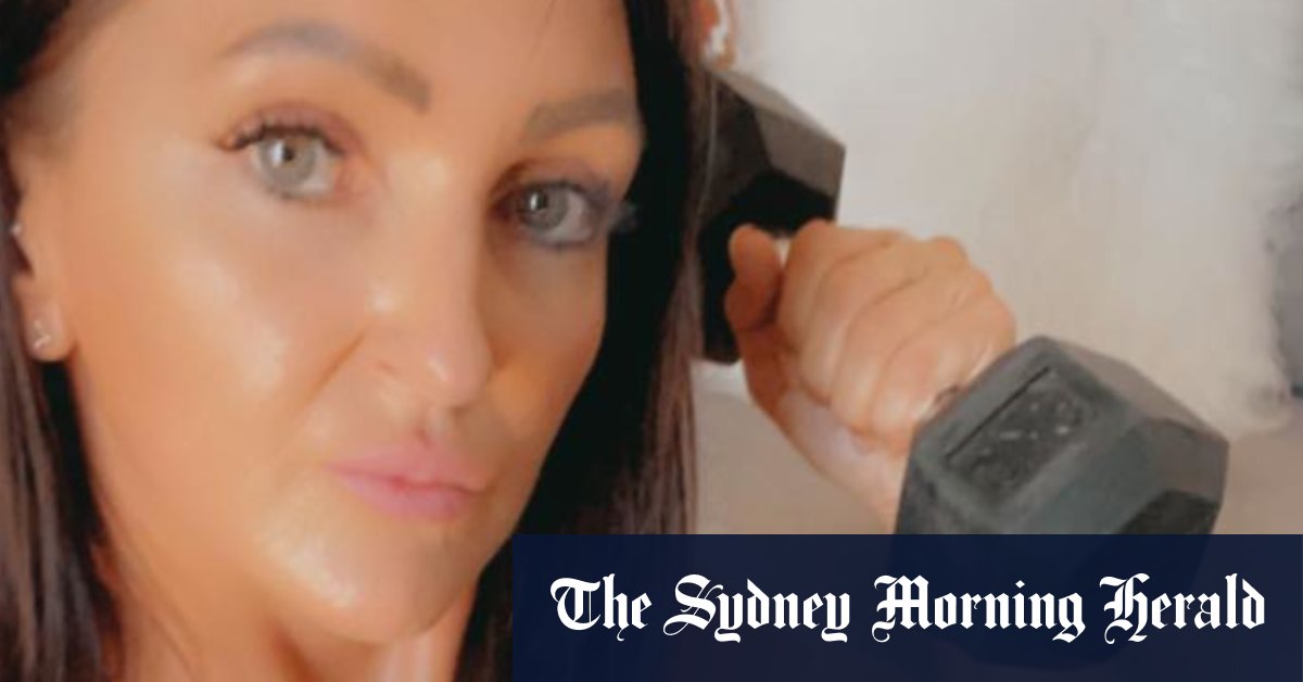 Woman jailed after allegedly ramming car, using windscreen wipers in assault - Vimarsana News