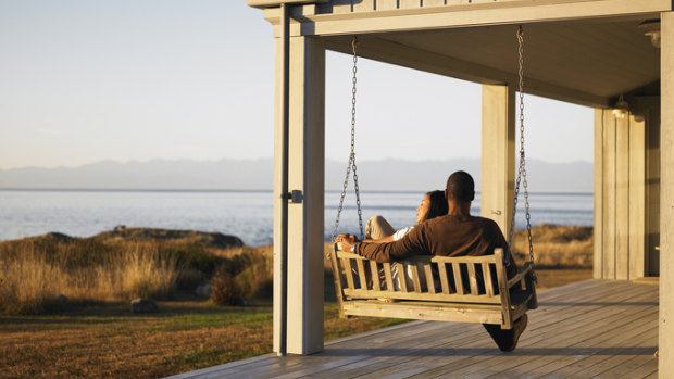 Advantages of moving to a warmer and more relaxed environment before retirement. 