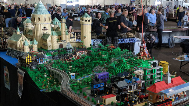BrisBricks LEGO Fan Expo