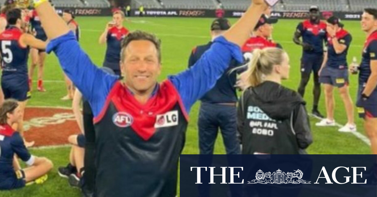 'Selfish and stupid': Demons fans who dodged quarantine for AFL grand final released - Vimarsana News
