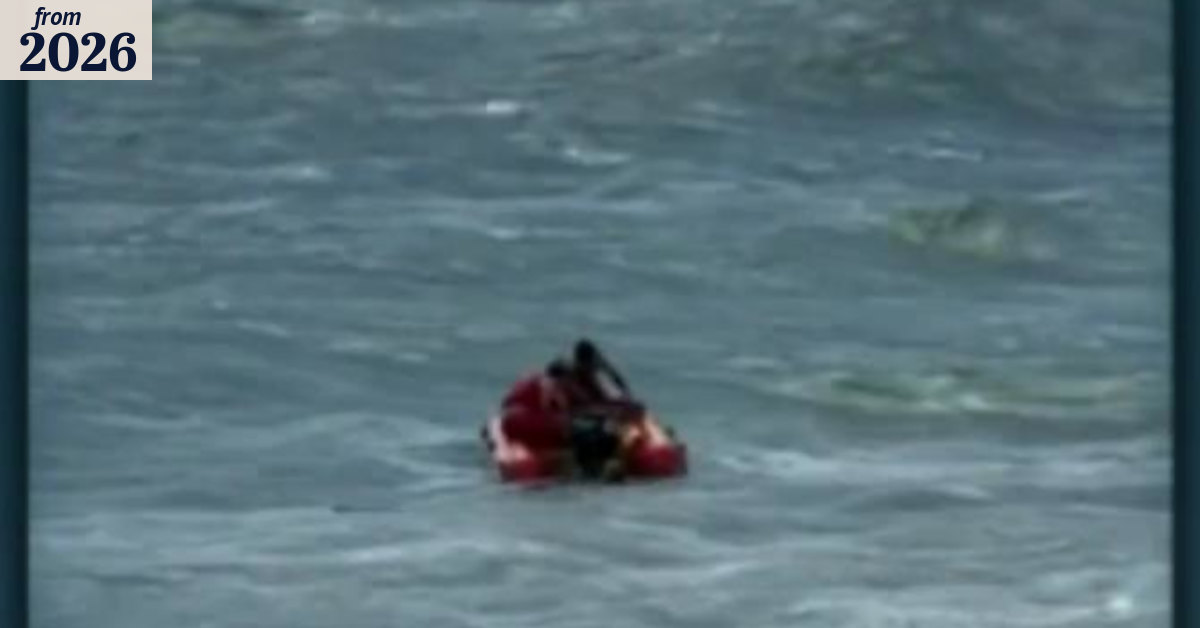 Man dies after being rescued from Perth beach in Australia Day tragedy