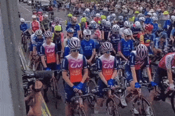 Cycling’s tribute to Melissa Hoskins.