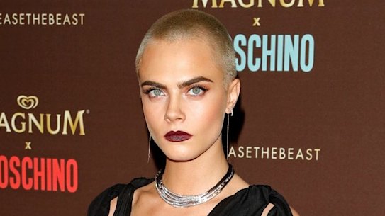 CANNES, FRANCE - MAY 18: Cara Delevingne attends Magnum party during the 70th annual Cannes Film Festival at Magnum Beach on May 18, 2017 in Cannes, France. (Photo by Andreas Rentz/Getty Images)