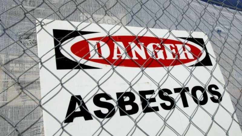 Dying man wins record $1.9 million asbestosis payout