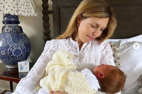 Former UK first lady Carrie Johnson debuts her third baby on social media.