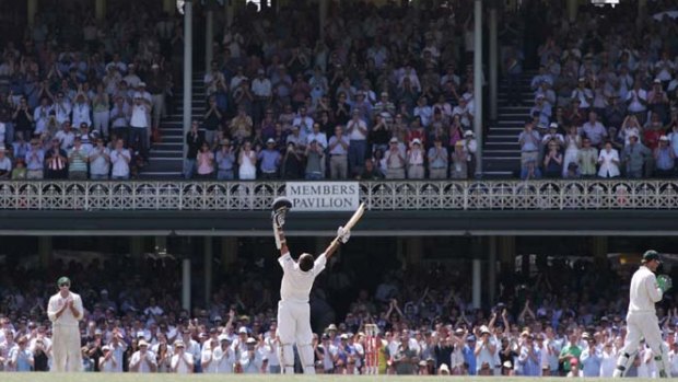 Pictured here in 2008, Indian batting legend Sachin Tendulkar had an incredible Test average of 221 at the SCG.