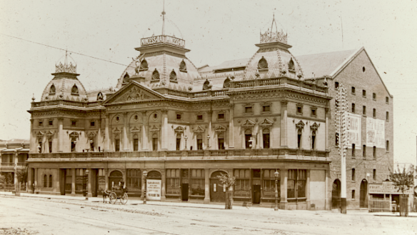 Melbourne's Princess Theatre in 1887, one year after it opened.