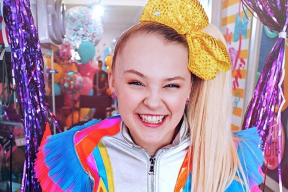 JoJo Siwa: “I’m the happiest that I’ve ever been, and that’s what matters.”