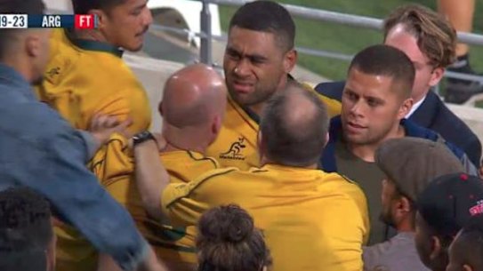 Abusive fan 'distraught' but free after Rugby Australia drop matter