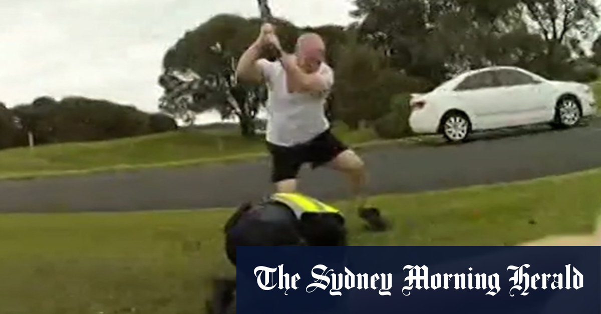 Steven John Cleary: Man who beat policemen with metal bat in Warrnambool ordered to pay officer $75,000 - Vimarsana News