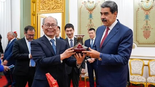 Venezuelan president Nicolás Maduro meets Chinese diplomat Qiu Xiaoqi in Caracas on January 3, hours before his capture by US special forces. 