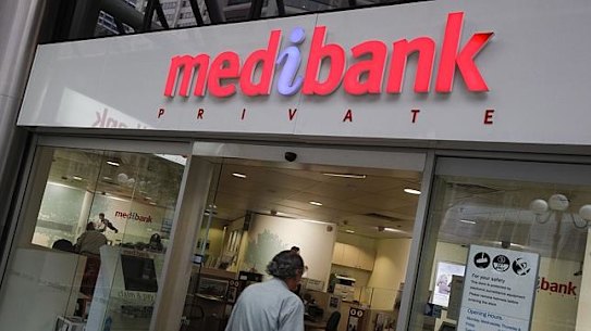 Medibank slumps after defence contract loss
