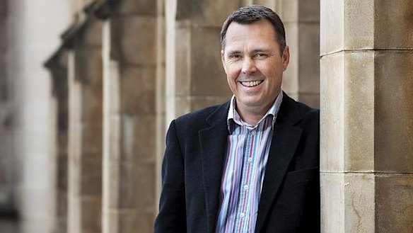 La Trobe University vice-chancellor Professor John Dewar says the university could be forced to shed 600 to 800 jobs. 