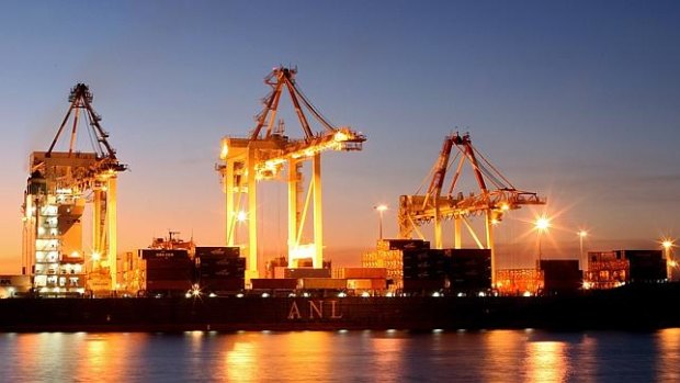 Fremantle Port is currently the only container port in WA. It is also among the most efficient in the country, and those arguing to keep container trade at the port say it will be many years before it hits capacity. 