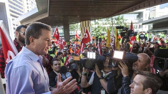 Queensland's CMFEU construction division secretary Michael Ravbar, has pulled the union's support from labor dominant Left faction.