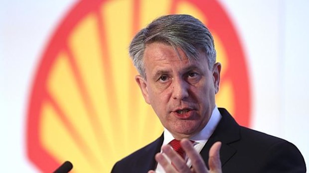 Shell CEO steps off corporate jet to warn on emissions