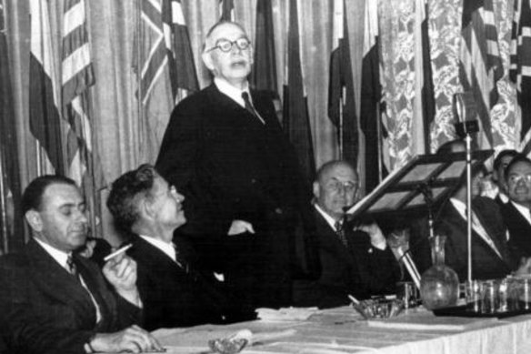 History in the making: A picture released by the International Monetary Fund shows British economist Lord John Maynard Keynes addressing the Bretton Woods Conference in July 1944.