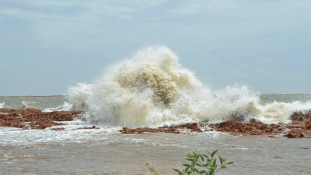 The tide beginning to rise in Port Hedland on Friday.