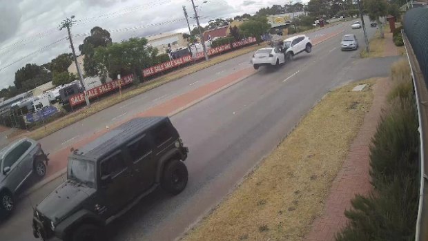 Perth tradie stood guard over victim of alleged machete attack