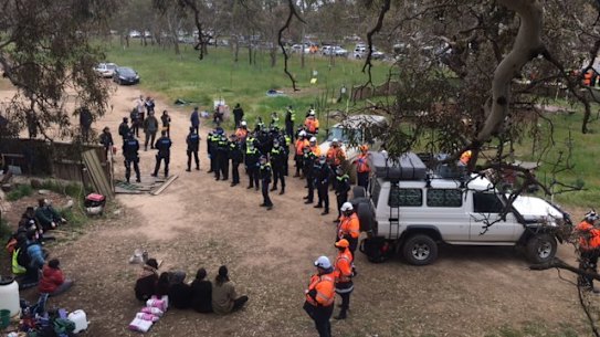Police move into the protest camp at the Djab Wurrung tree site. 