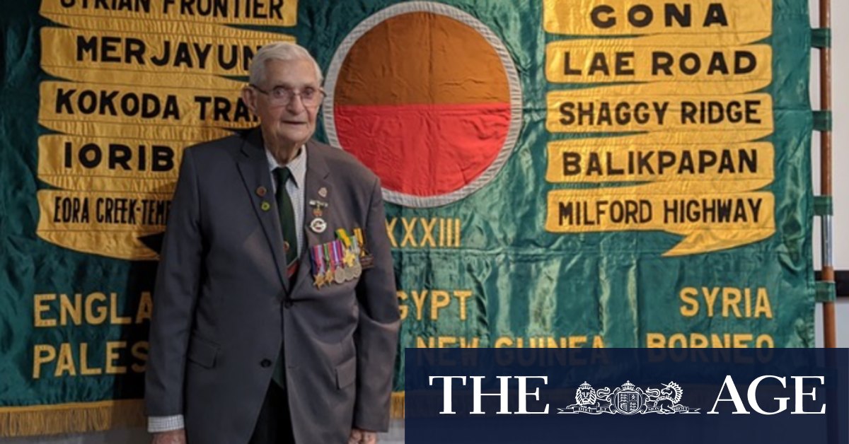 WWII खोदने लेस थमसन, 100, अस्ट्रेलियाको सबैभन्दा खराब युद्धकालीन हवाई प्रकोपको साक्षी