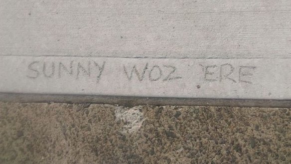 Apostrophe love in Mosman.