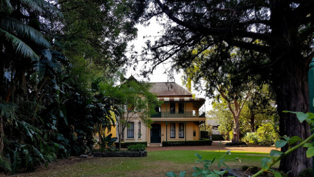 The government says it intends to keep Willow Grove, but under its business case, the 1870s Italianate villa would go.