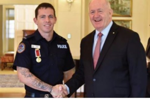 Zachary Rolfe with then governor-general Peter Cosgrove in early 2019, after the officer’s 2016 river rescue.