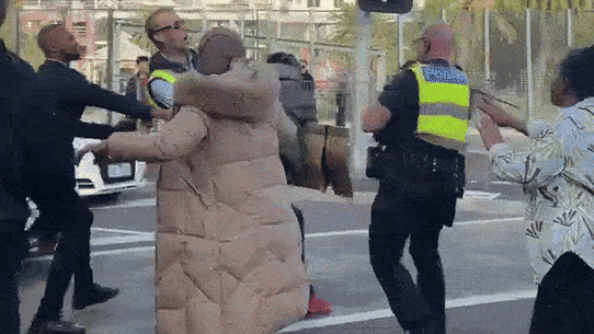 The end of a protest in Footscray over the police shooting death of a rough sleeper has been marred by violence. 