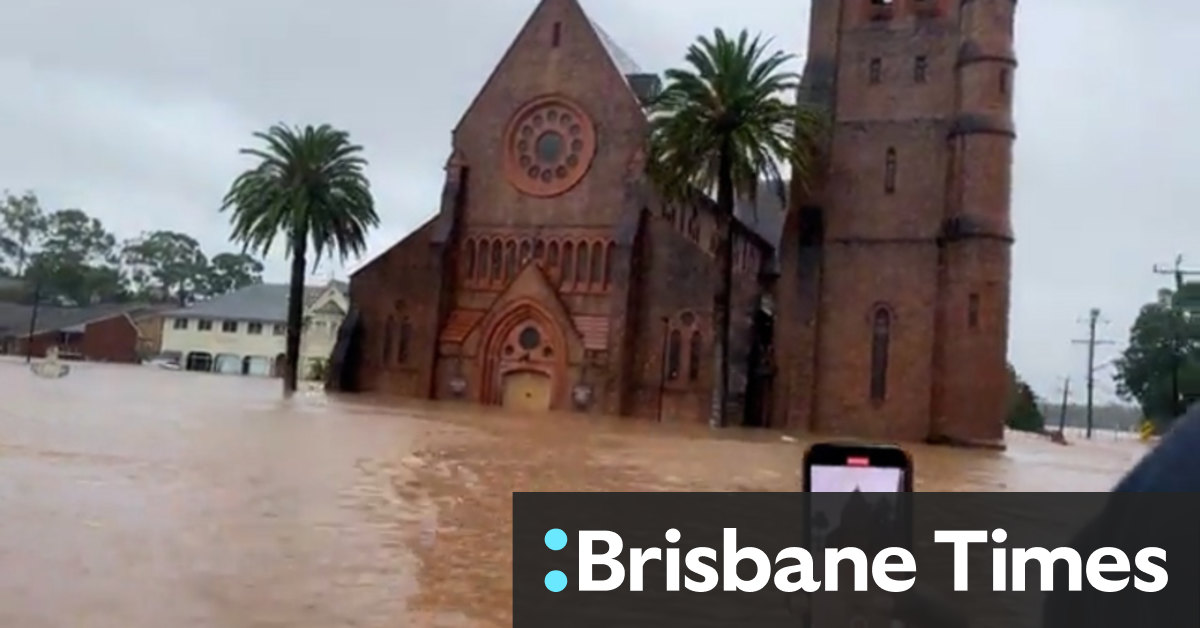 Northern Rivers floods: Lismore residents issued SES evacuation orders; Queensland flood death toll rises - Vimarsana News