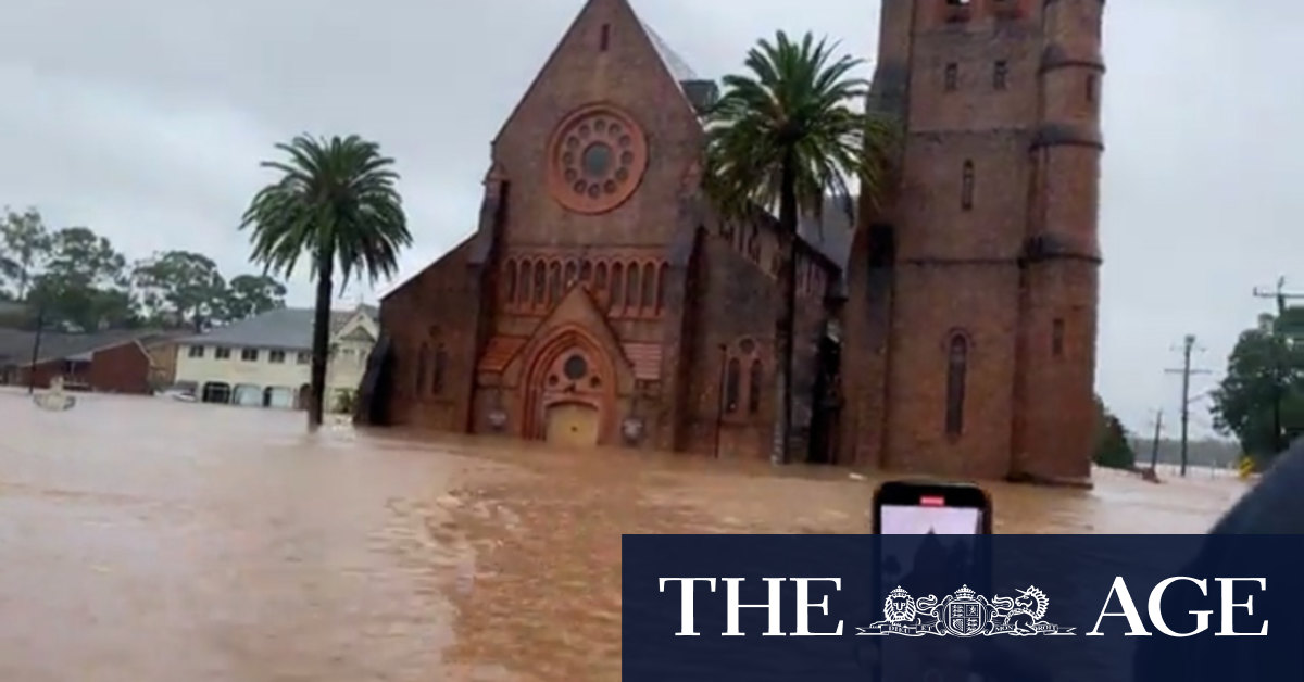 Northern Rivers floods: Lismore residents issued SES evacuation orders; Queensland flood death toll rises - Vimarsana News