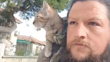It S True Companionship He S Biking Around The World With A Cat