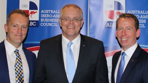 (L-R) AIABC board member Shaun Cartwright, Prime Minister Scott Morrison, and John Margerison, AIABC founding director.