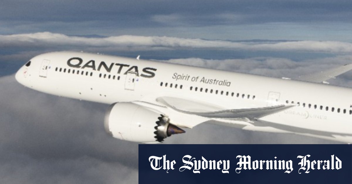 Travel quiz: Flying due west from Perth, which country do you reach first?