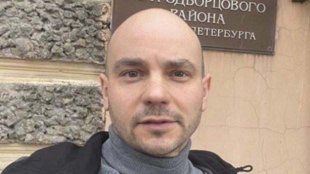 Andrei Pivovarov, the head of OVD-Info, a group which monitors police action against opposition figures, was arrested at Pulkovo airport.