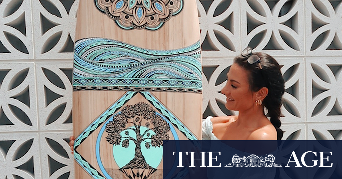 Digital tools help side hustle go full-time for surfboard artist Jess Lambert - Vimarsana News