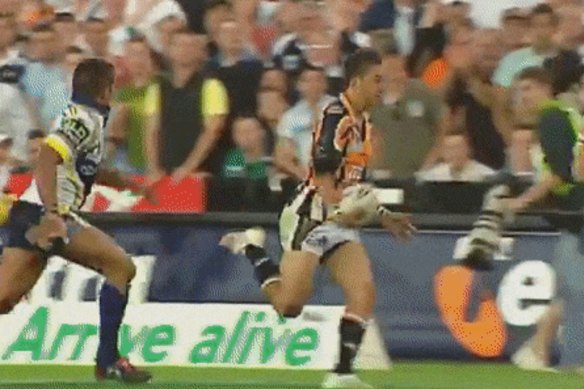 Benji Marshall’s famous flick pass.