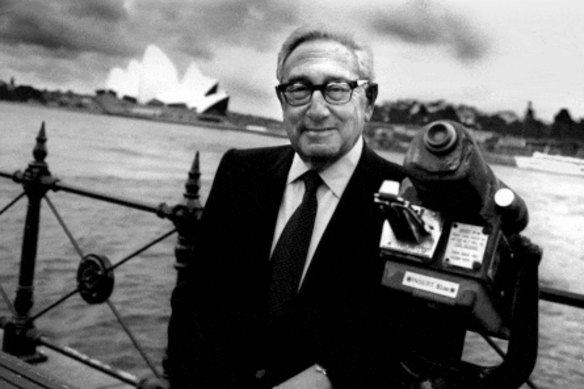 Henry Kissinger, American diplomat and Nobel Peace Prize winner, dies